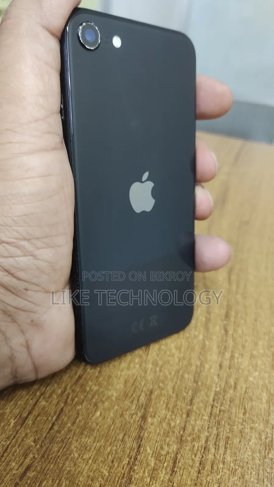 অ্যাপল আইফোন এসই (২০২০) ৬৪ জিবি ব্ল্যাক