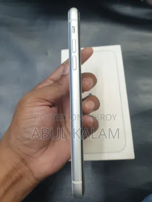 Apple iPhone 11 64 GB White