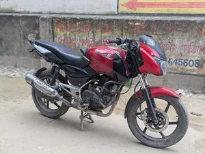 বাজাজ পালসার ১৫০ ২০১০ রেড