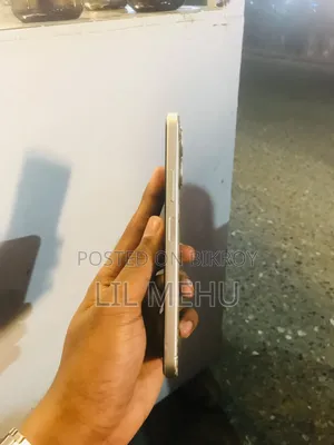 Helio 45 128 GB Blue