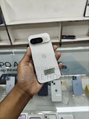 গুগল পিক্সেল ৯ ১২৮ জিবি সাদা