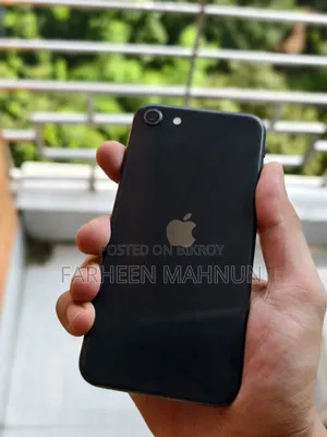 Apple iPhone SE (2020) 64 GB Black