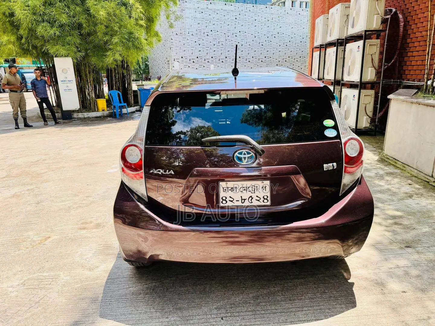 টয়োটা অ্যাকোয়া জি ২০১৪ বেইজ