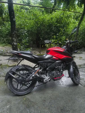 Bajaj Pulsar NS 160 2018 Red