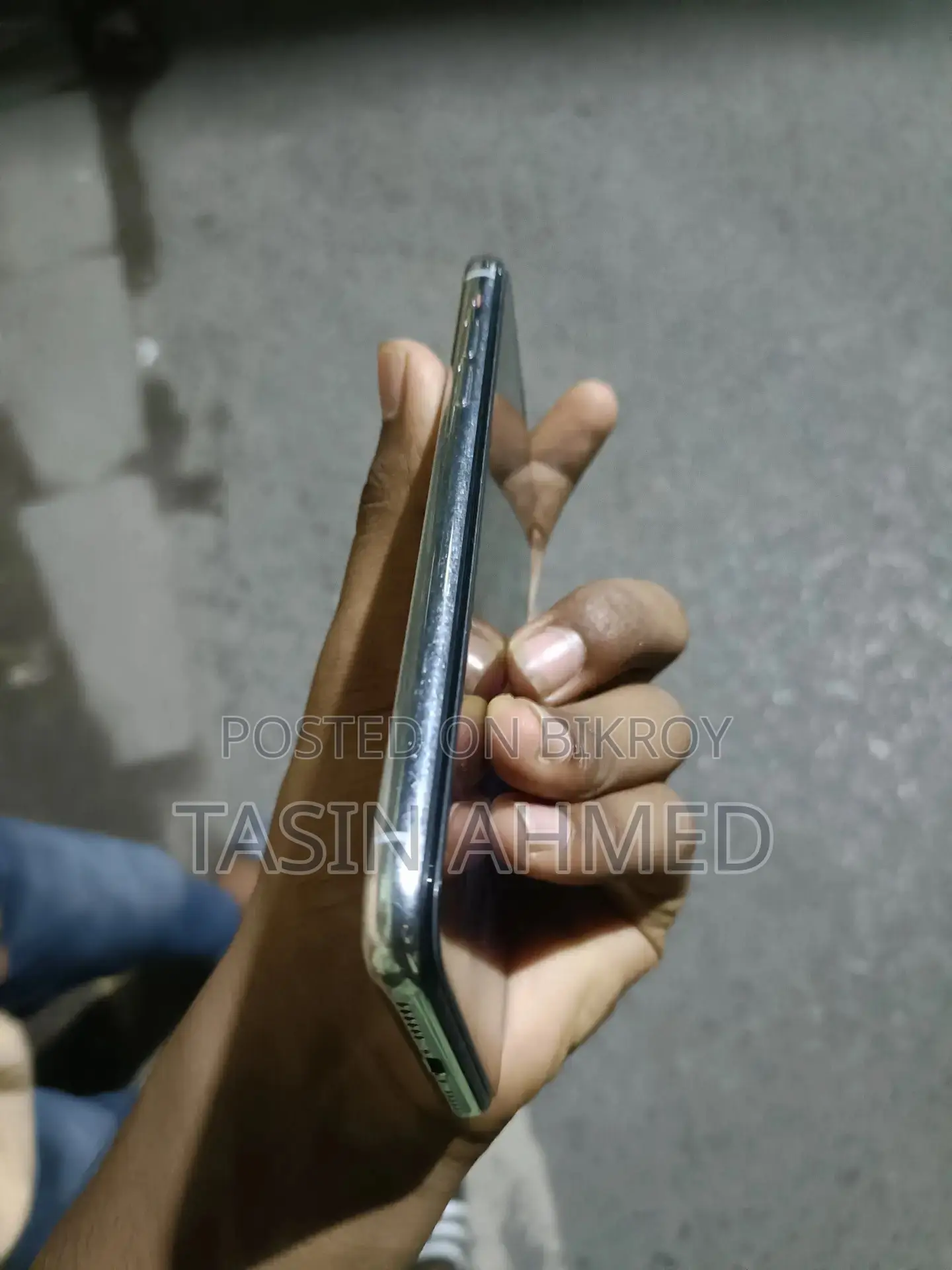 অ্যাপল আইফোন এক্স ৬৪ জিবি হোয়াইট