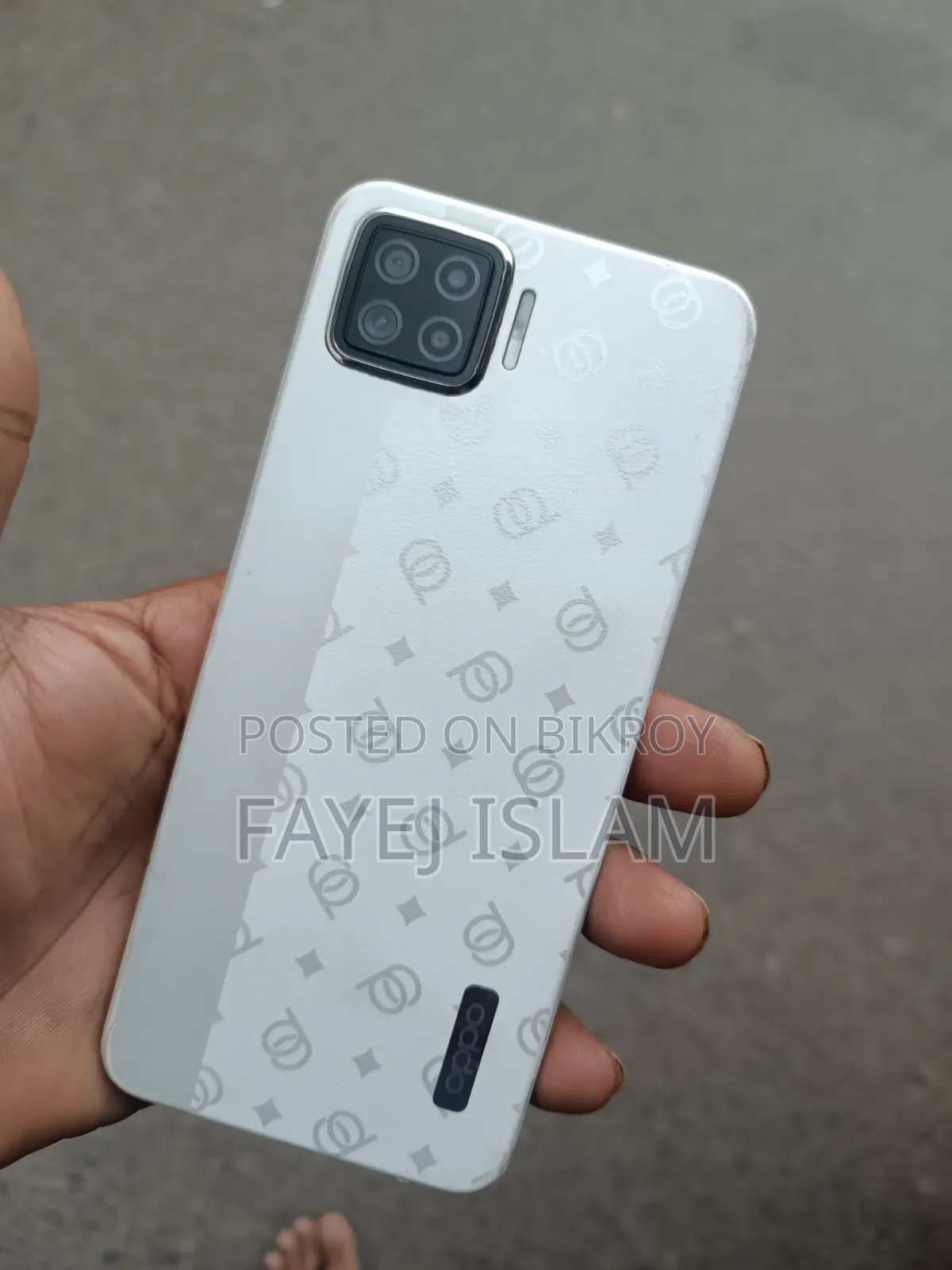 ওপ্পো এ৭৩ ১২৮ জিবি হোয়াইট