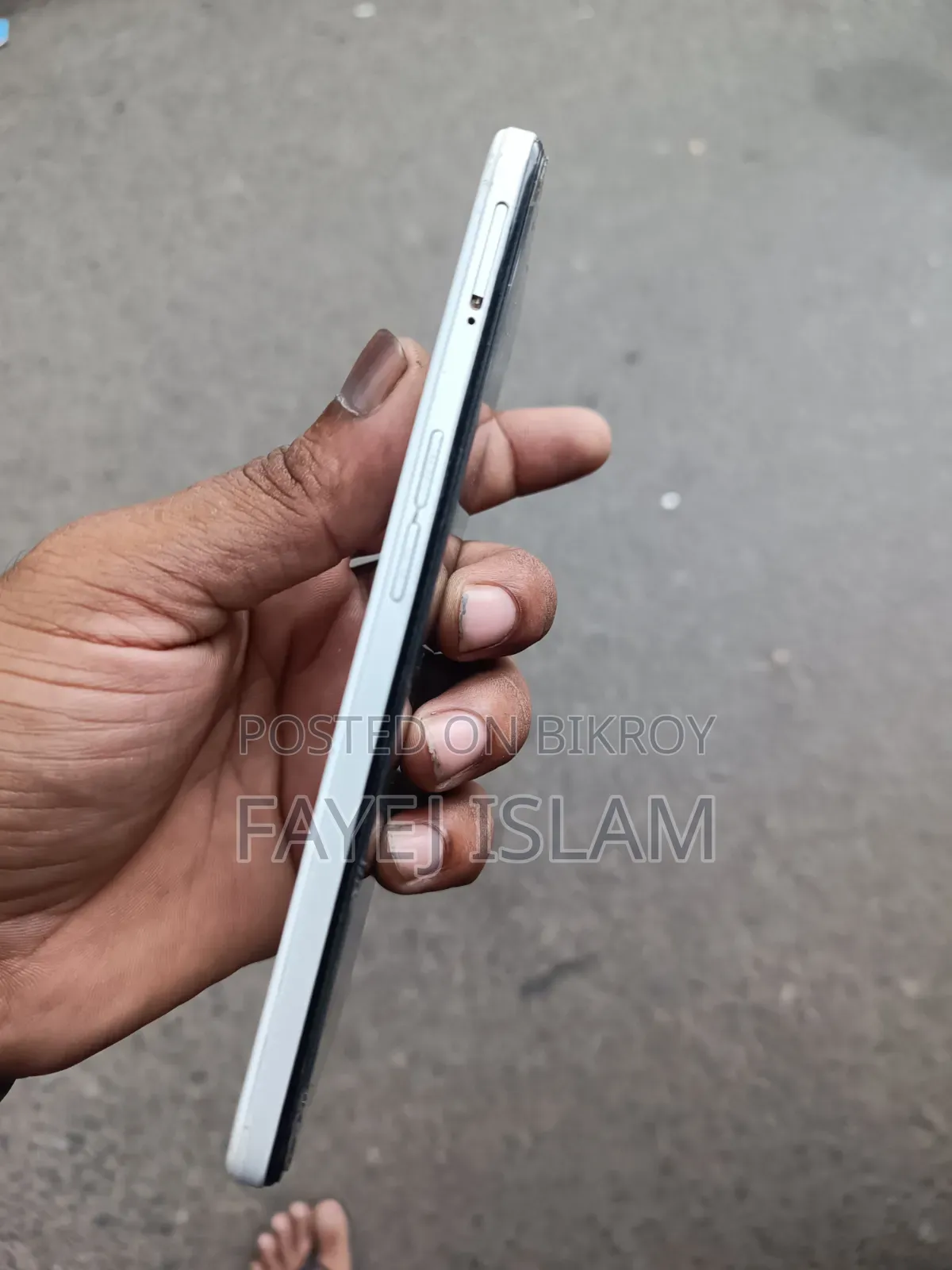 ওপ্পো এ৭৩ ১২৮ জিবি হোয়াইট