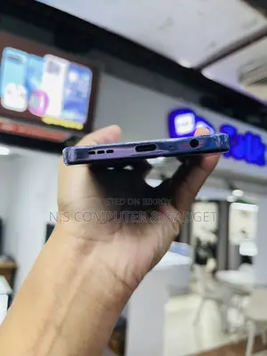Oppo A3 Pro 5G 128 GB Purple