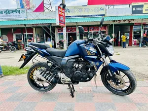 ইয়ামাহা এফজেডএস ভি২ ২০২১ নীল