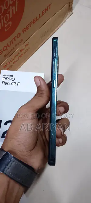 অপ্পো রেনো ১২ ৫জি ২৫৬ জিবি নীল