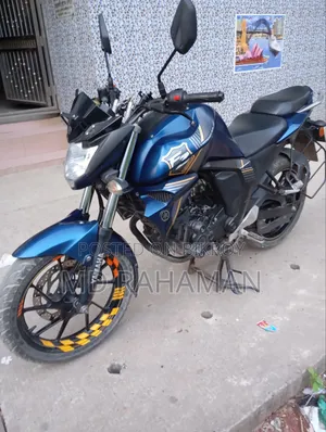 ইয়ামাহা এফজেডএস ভি২ ২০২১ ব্লু