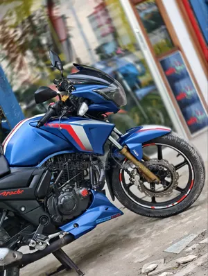 TVS Apache RTR 160 2V 2017 Blue