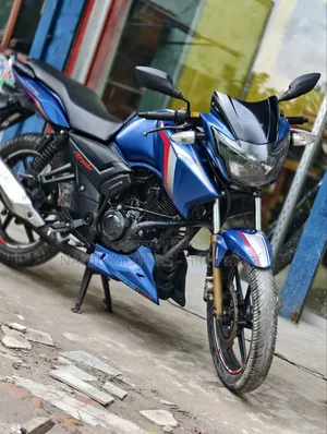 TVS Apache RTR 160 2V 2017 Blue