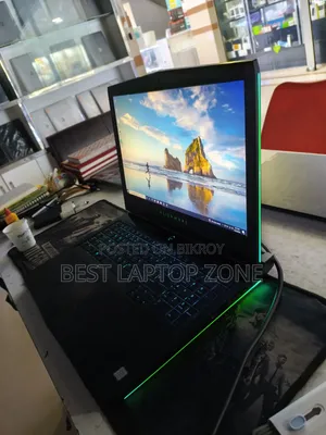 Laptop Dell Alienware M18 R1 8GB Intel Core I9 HDD 500GB