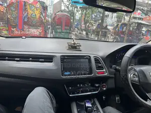 Honda Vezel 2014 Pearl