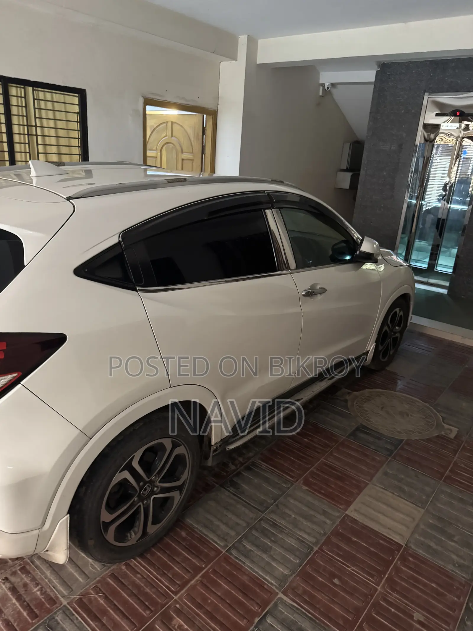 Honda Vezel 2014 Pearl