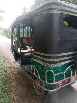 মোটরসাইকেল ২০২৩ সবুজ