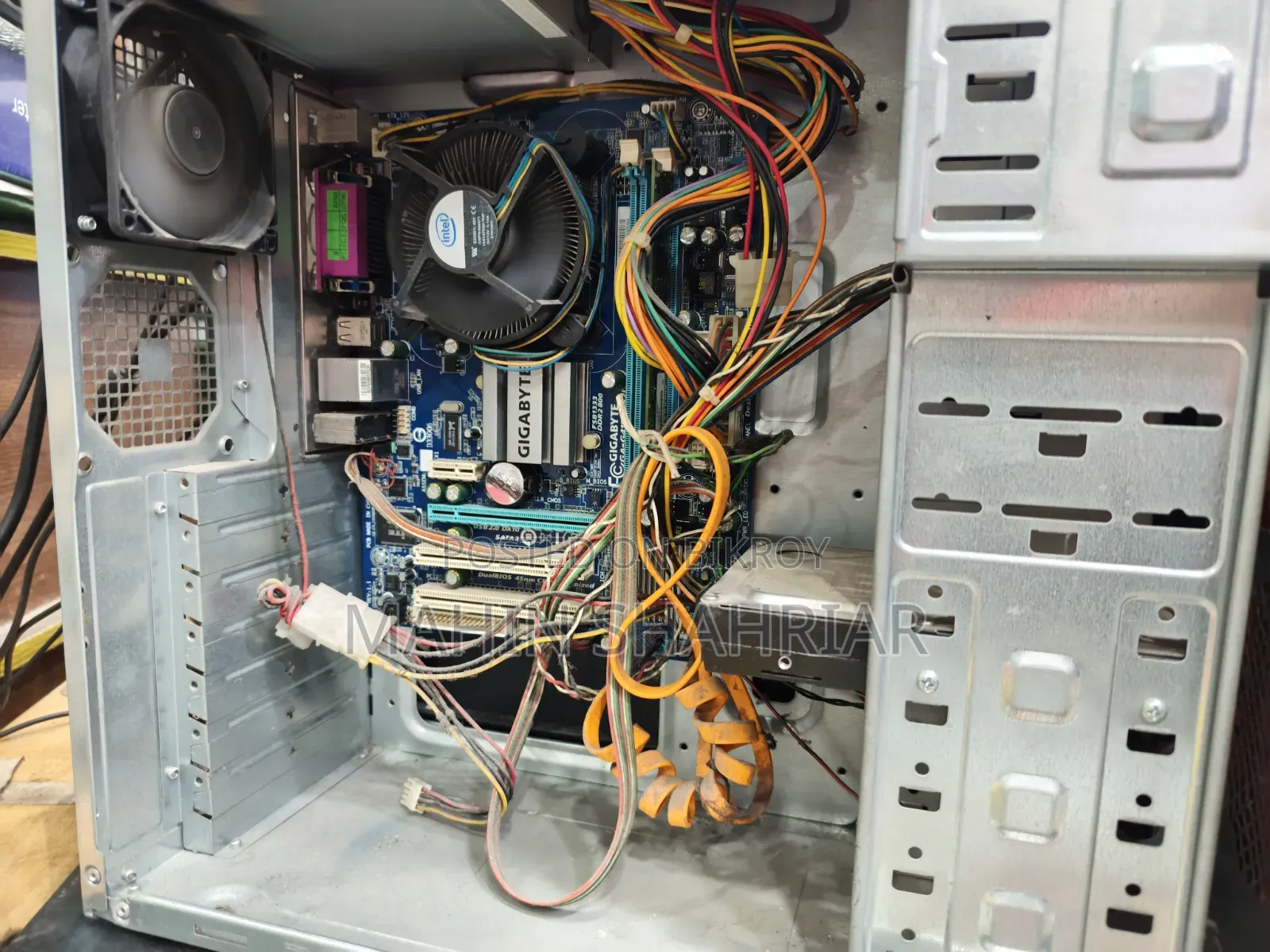Gigabyte GA-H110MSTX-HD3-ZK 2GB Intel Core 2 Quad HDD 500GB