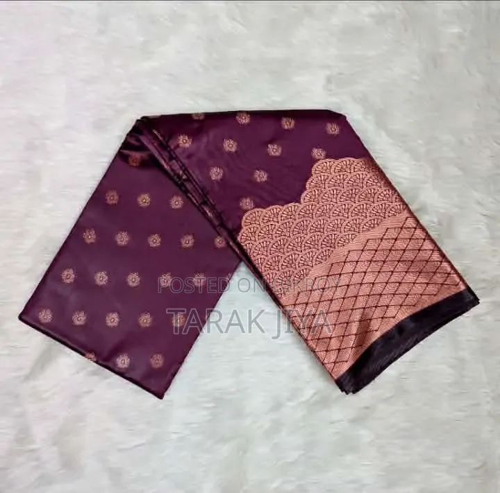 প্রিমিয়াম সিল্ক কাতান শাড়ি