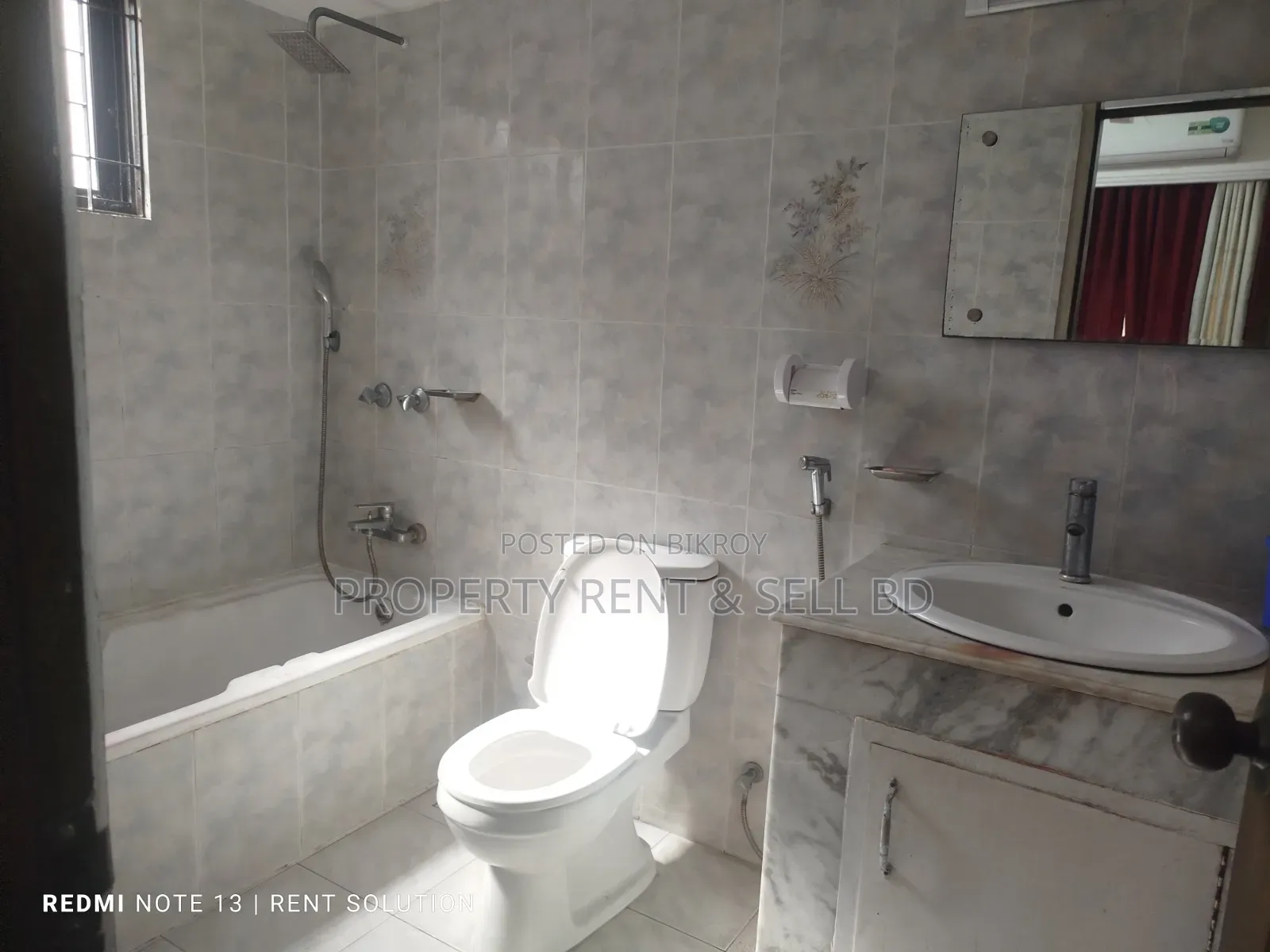 Furnished 4-Bedroom Apartment in Banani for Sale