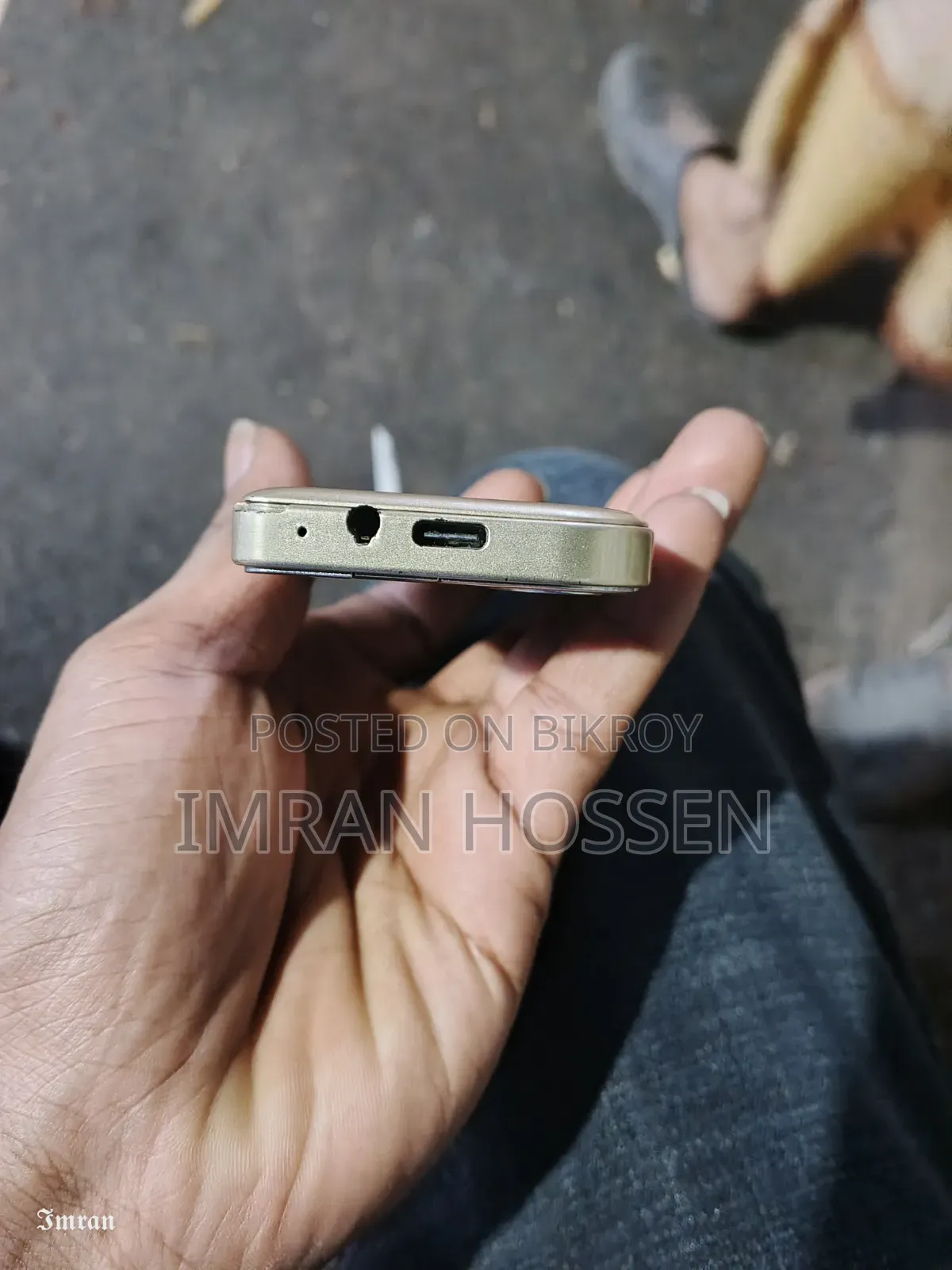 Qphone Q6 Gold