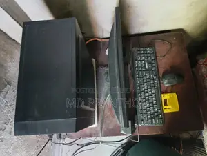 ডেস্কটপ কম্পিউটার 8GB ইন্টেল পেন্টিয়াম এইচডিডি 512GB
