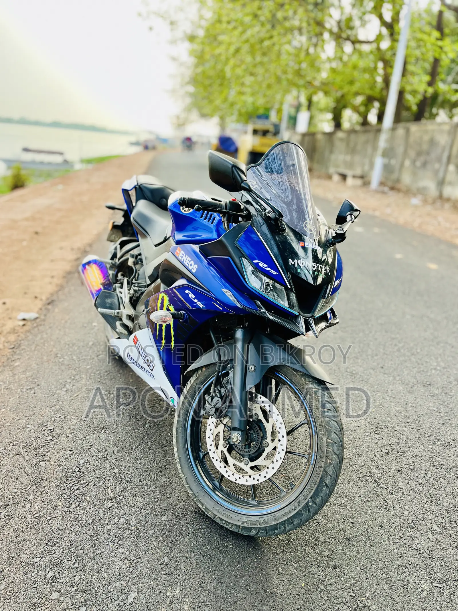 Yamaha R1 2021 Blue