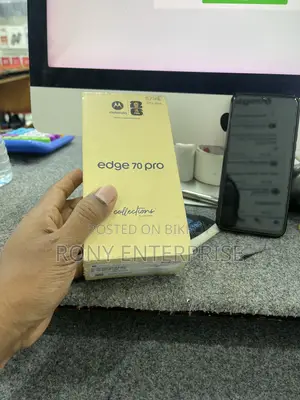 নিউ মোটোলোরা ২৫৬ জিবি গ্রিন
