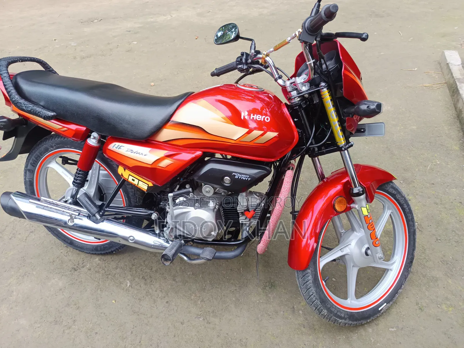 Hero HF Deluxe 2025 Red