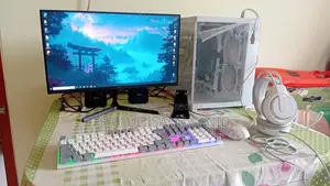 Desktop Computer 8GB Intel Core i5 SSD 256GB