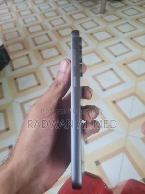 স্যামসাং গ্যালাক্সি এস২৩ এফই ২৫৬ জিবি সিলভার