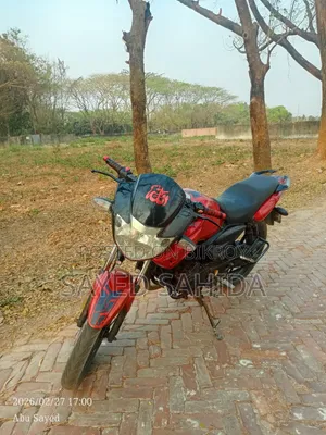 টিভিএস আপাচি আরটিআর ১৬০ ২ভি ২০১৪ লাল