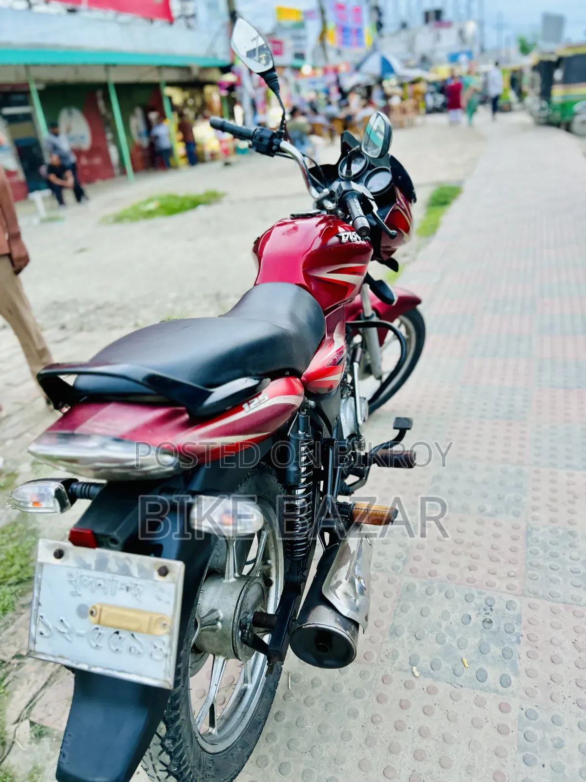 Bajaj Discover 125 2017 Red