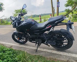 Bajaj Pulsar N160 2023 Black