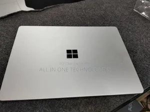 Laptop Microsoft Surface Go 8GB Intel Core I5 SSD 256GB