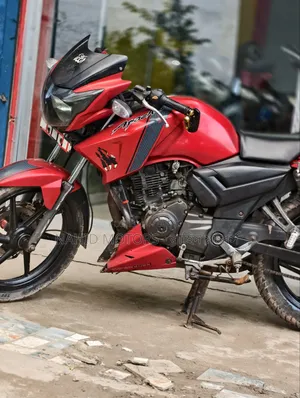 TVS Apache RTR 160 2V 2017 Red