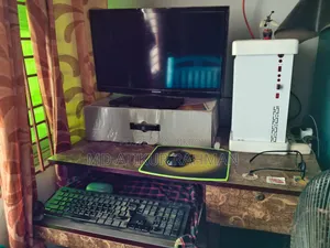 Desktop Computer 16GB Intel Core i7 SSD 128GB