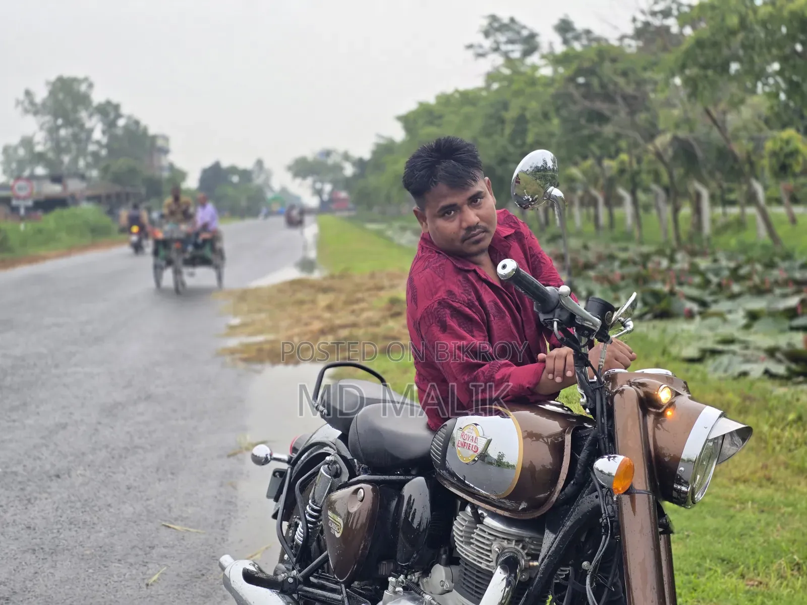 New Royal Enfield Classic 350 2025 Gold