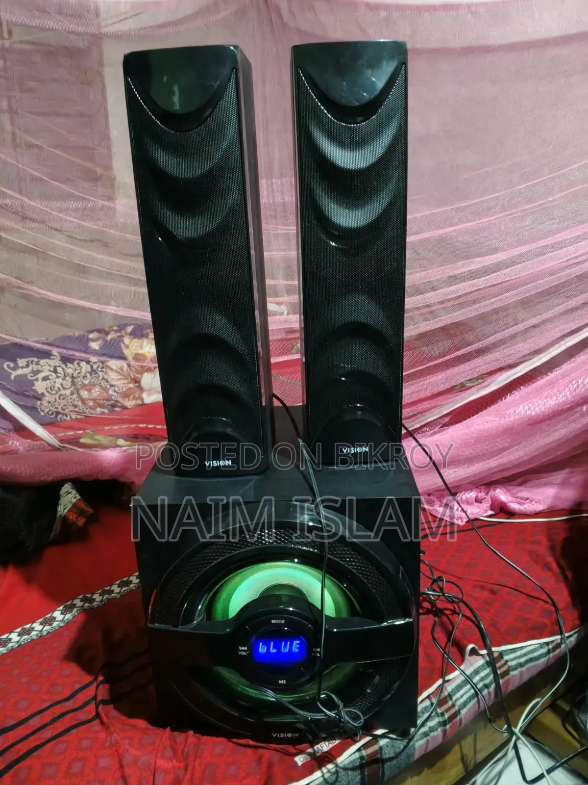 Brand New Box, Need Money Urgently So Selling With Cash Memo Check Before Buying