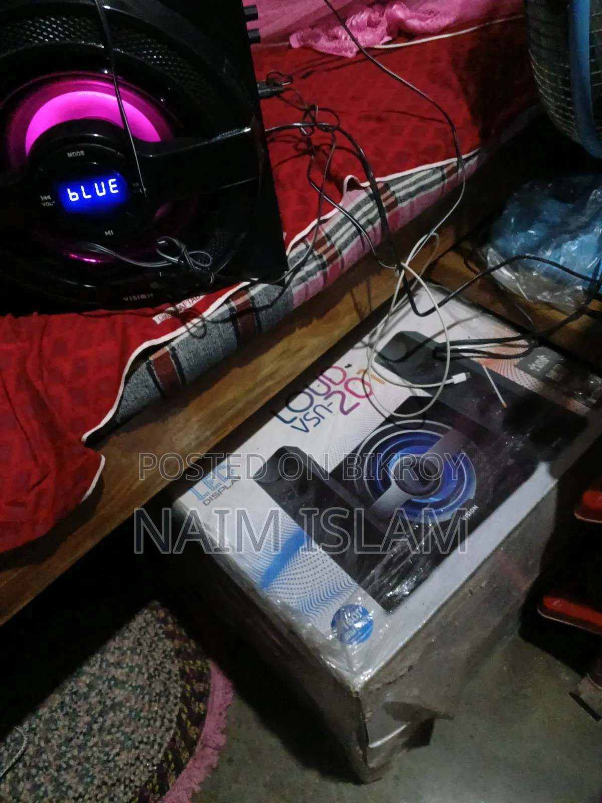 Brand New Box, Need Money Urgently So Selling With Cash Memo Check Before Buying