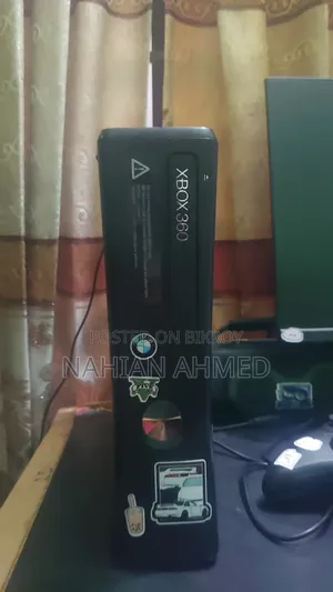 Xbox 360 Slim (Jailbreak)