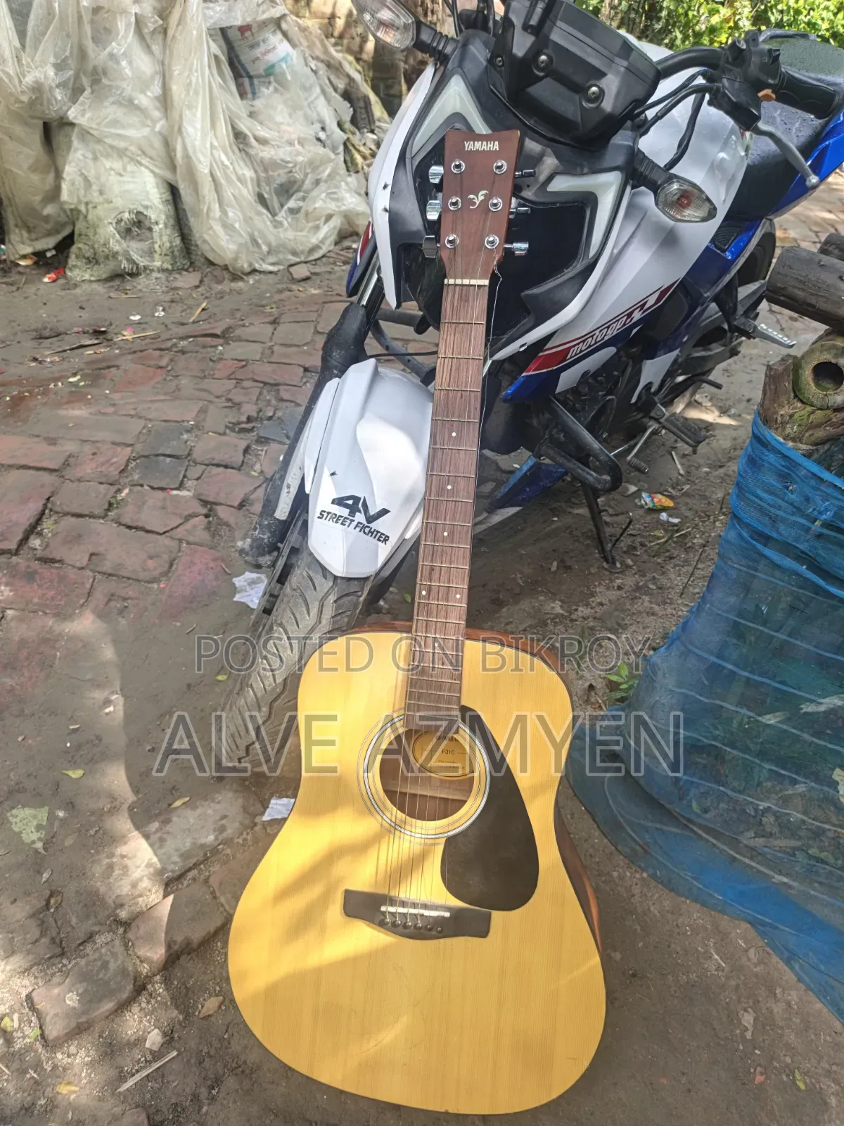 Yamaha F310