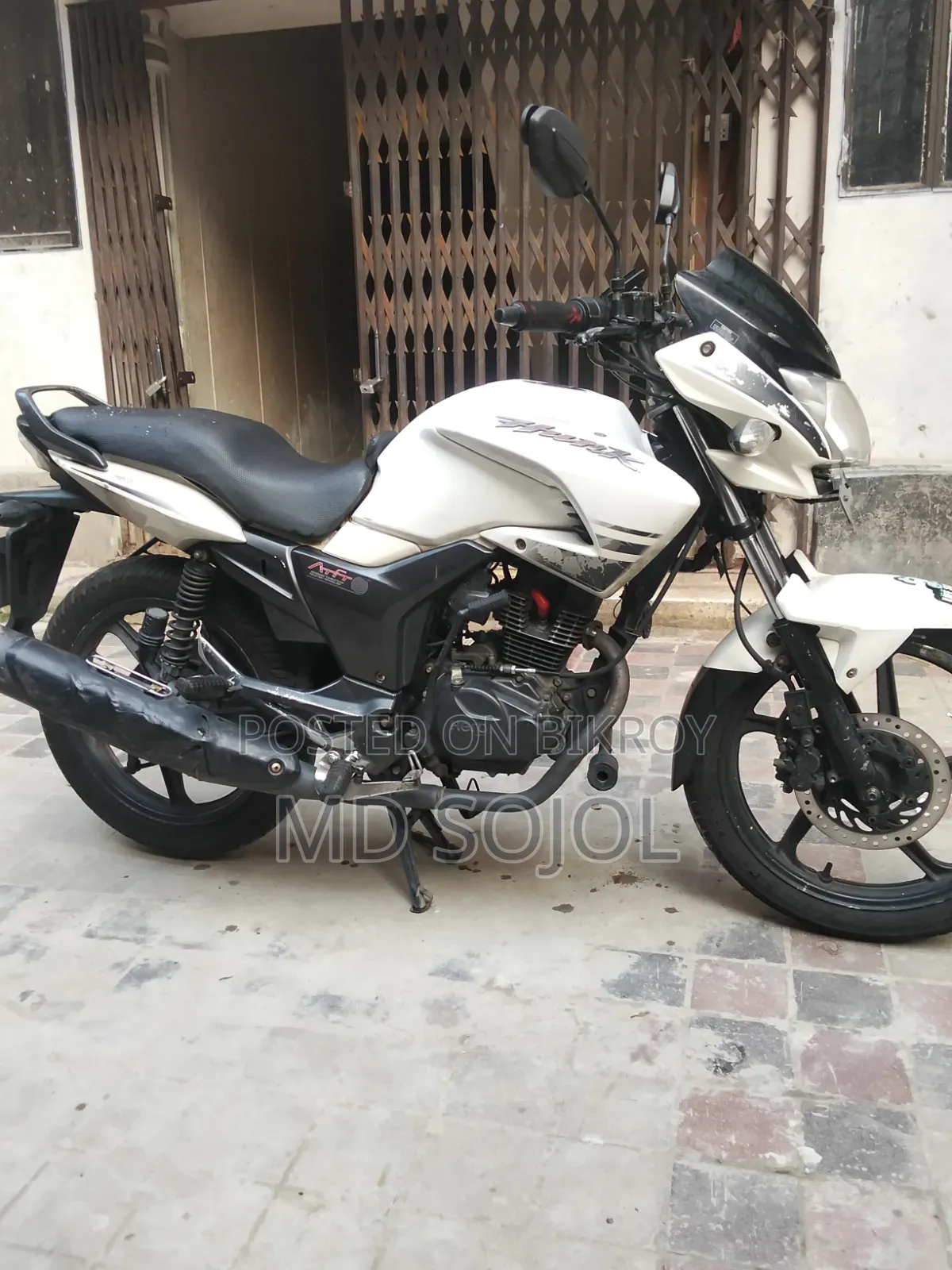 Hero Hunk 2019 White