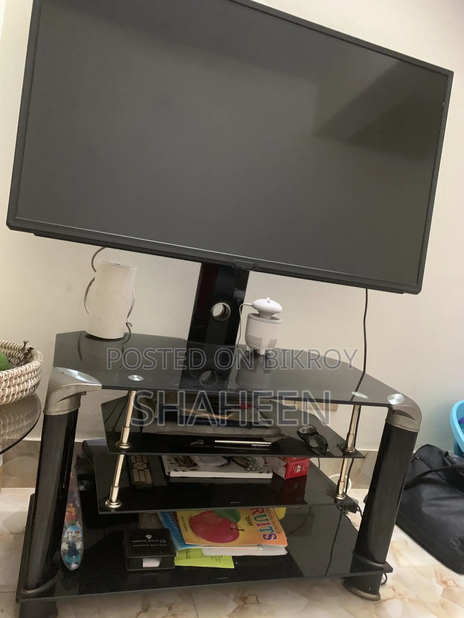 42 Inch Smart TV (TLC) With 3 Layer TV Stand