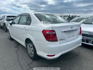 Toyota Axio 2021 Pearl
