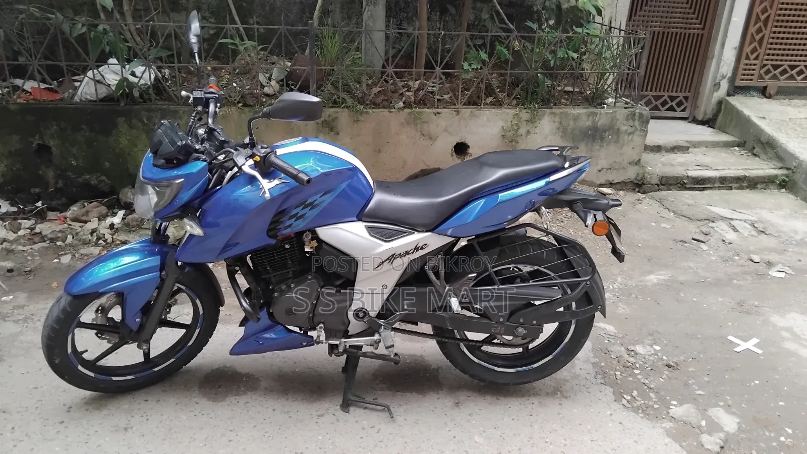 টিভিএস অ্যাপাচি আরটিআর ১৬০ ৪ভি ২০১৯ ব্লু