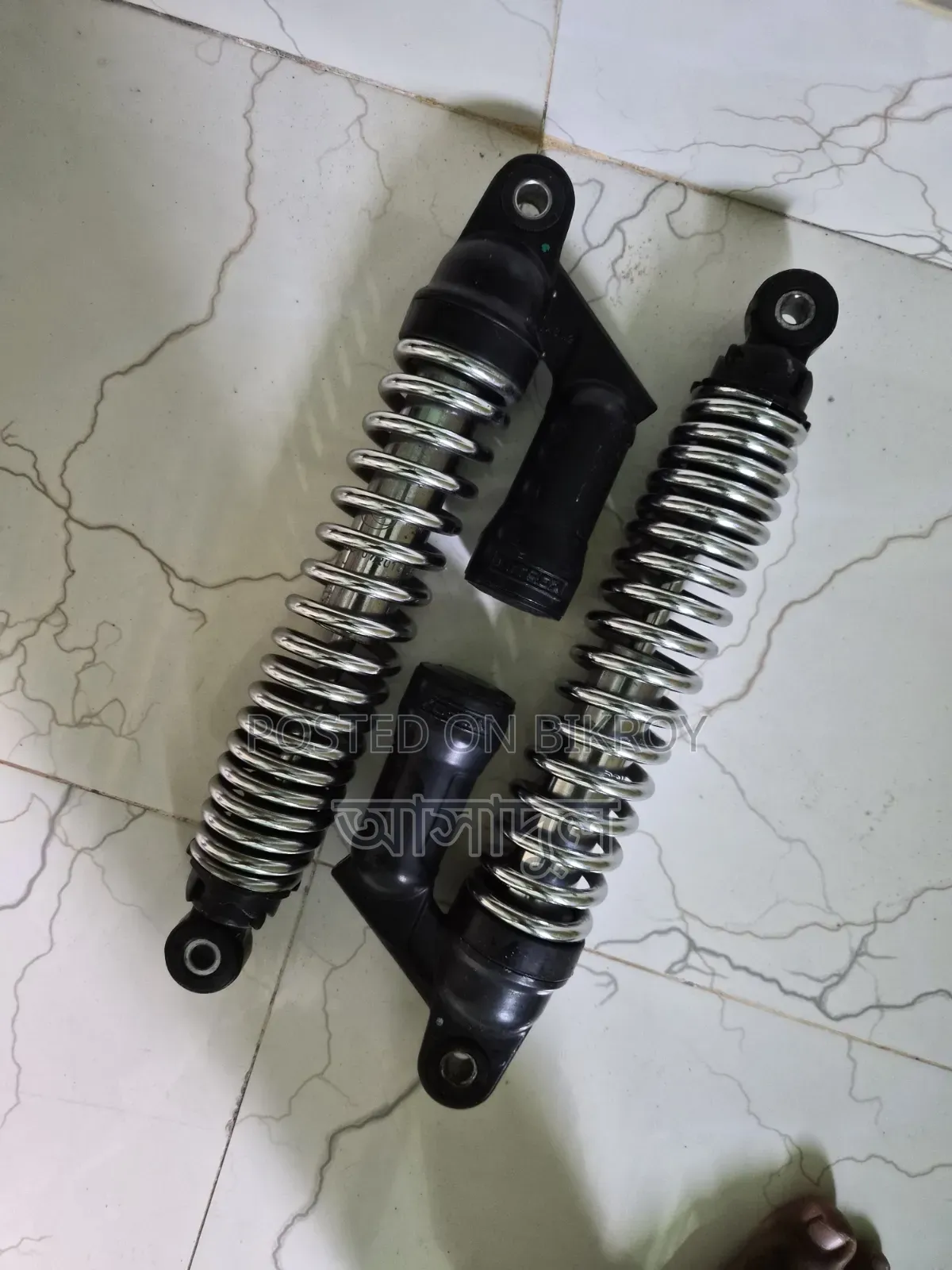 Shock Absorber Bajaj V15