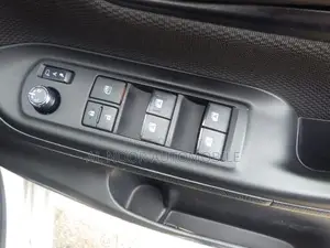 Toyota Noah 2021 Silver
