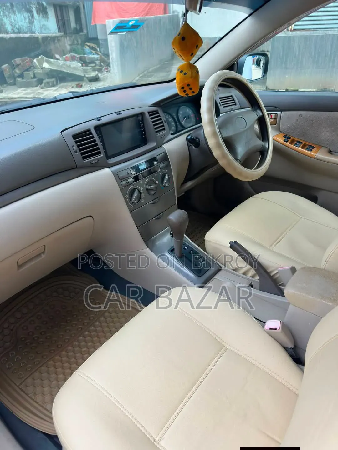 Toyota Corolla 2004 White