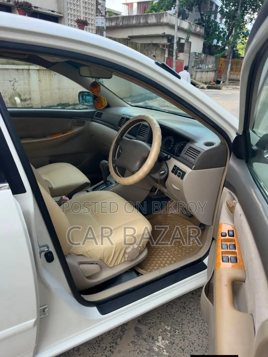 Toyota Corolla 2004 White